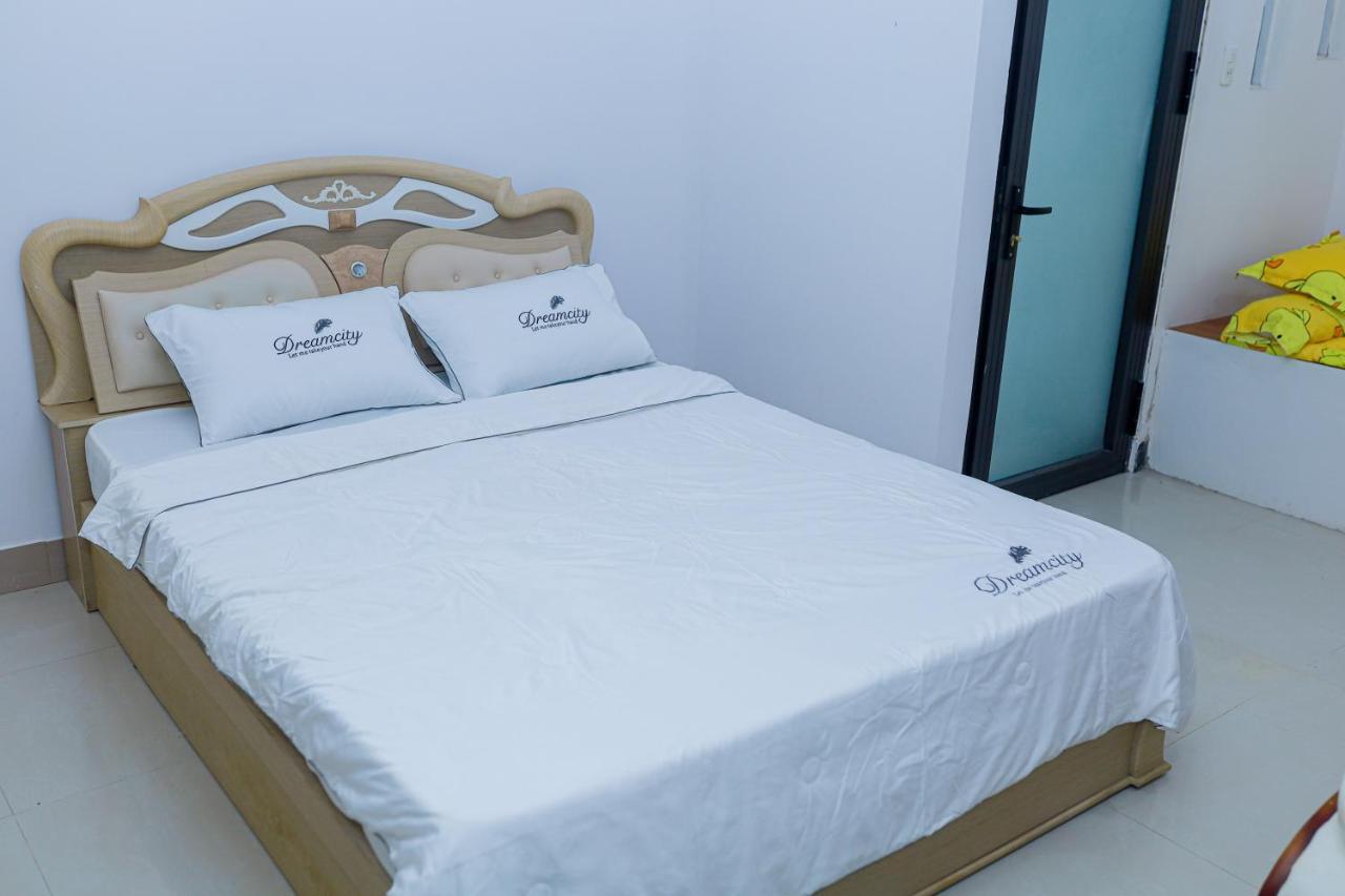 Gio Homestay - Плейку Екстер'єр фото