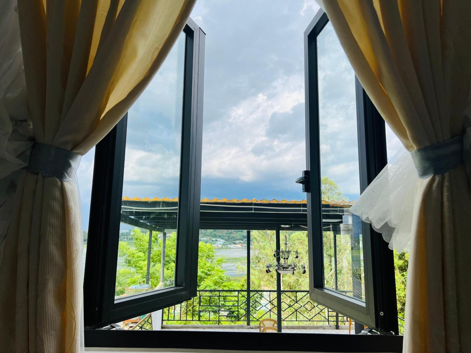 Gio Homestay - Плейку Екстер'єр фото